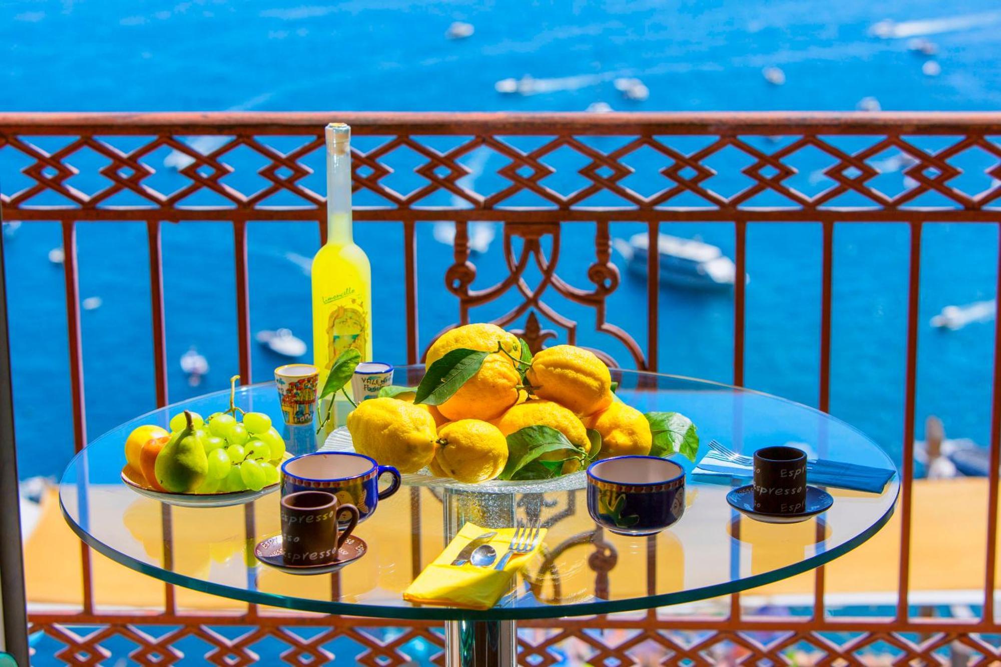 Amore Rentals - Casa Volte Alte Positano Exterior photo